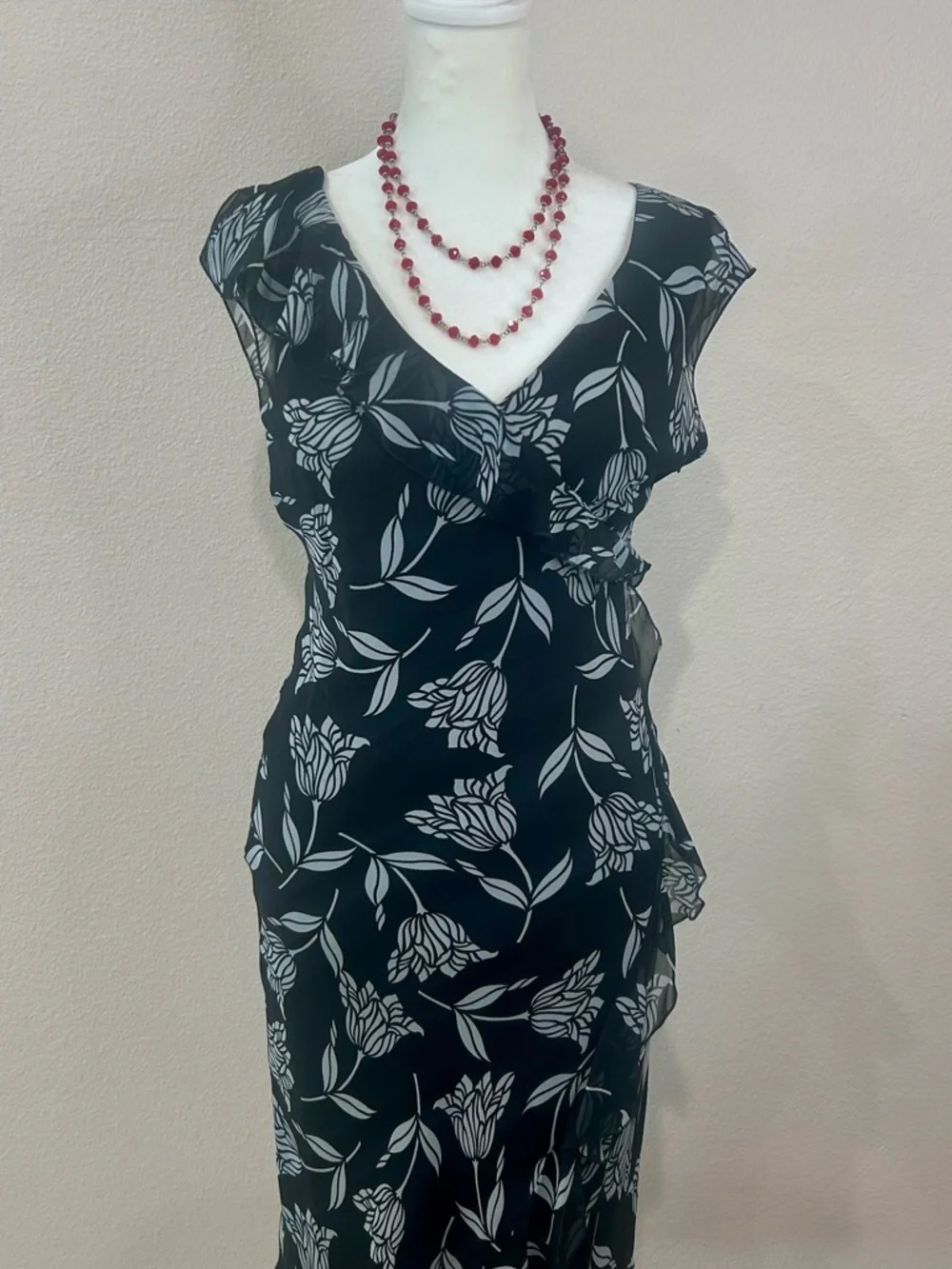 🖤”The Limited” 100% Silk Black & White Floral (Tulips) Hi/Lo Sheer Ruffle Dress🤍 - Picture 1 of 14